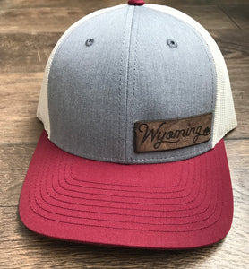 Wyoming Leather Patch Snapback Hat – Wyoming Buffalo Hat Heather Grey/ Birch/ Cardinal